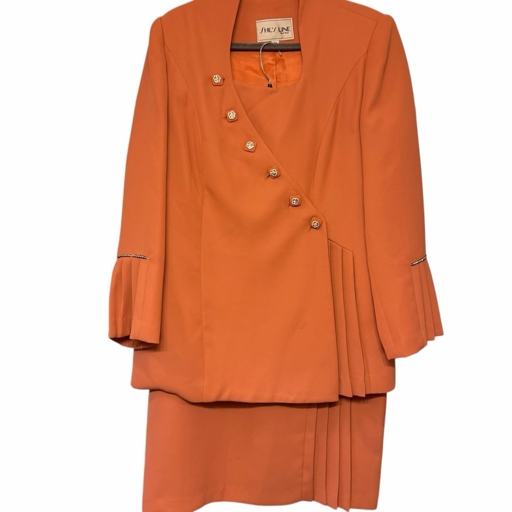 Vintage She’s Line Suit